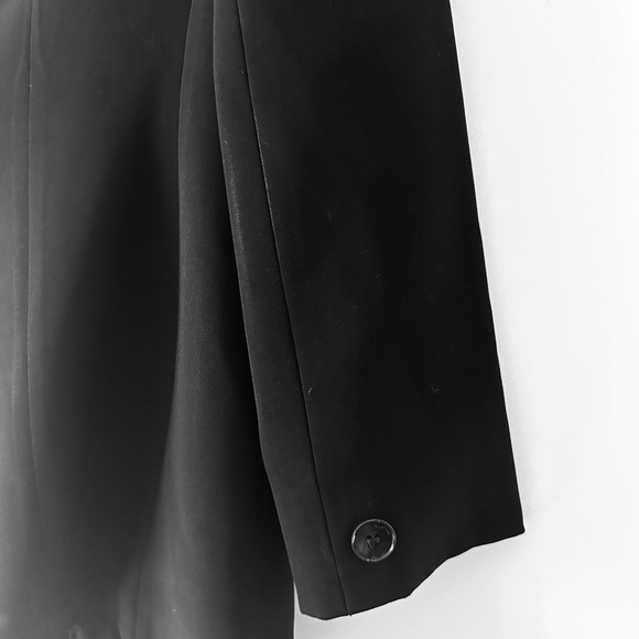 Ann Taylor Blazer, Size 8, Black - Picture 5 of 15